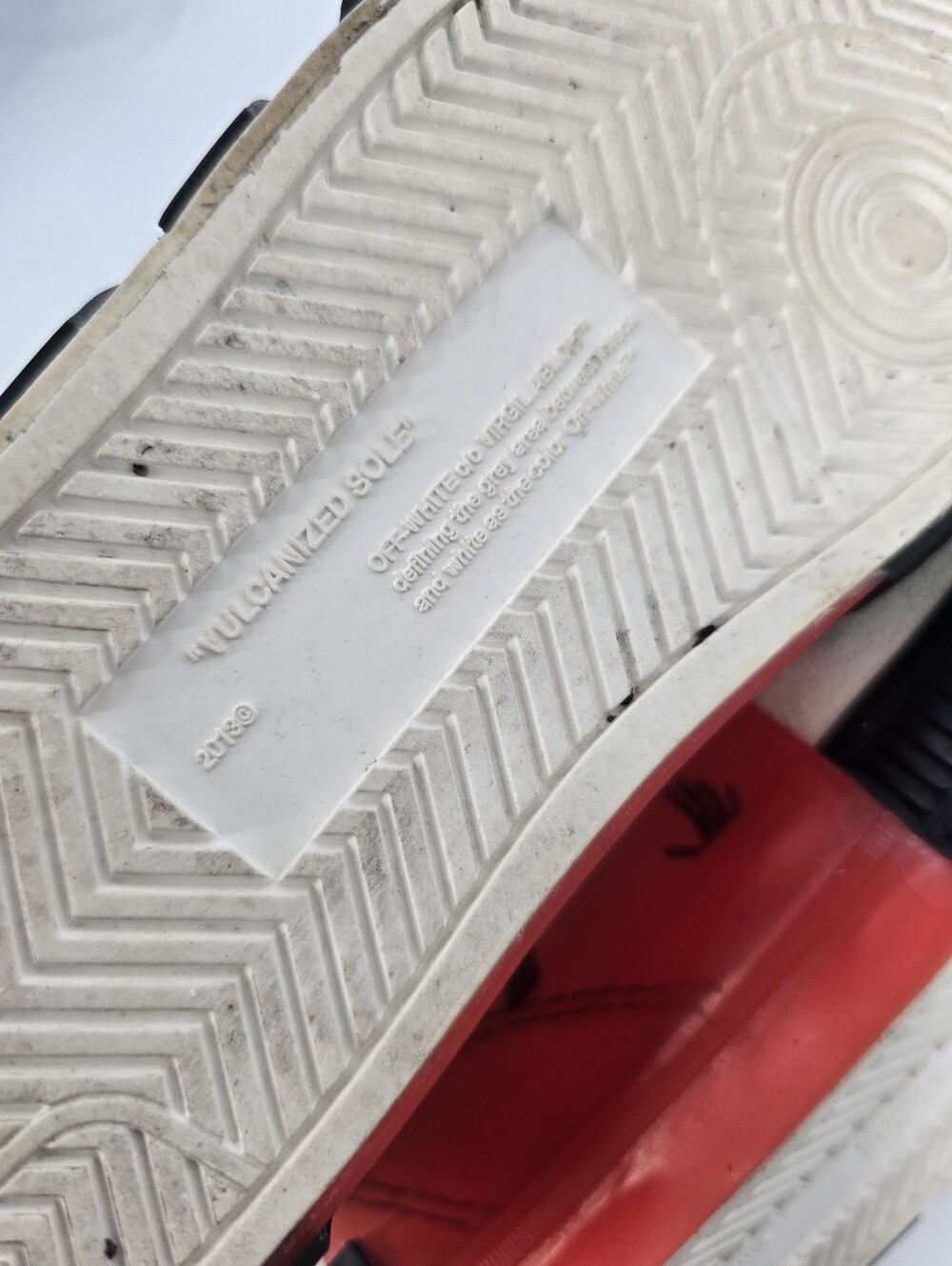 Off White New Arrow Low Vulcanized White Black Sneakers Size 35 US 5 - Picture 9 of 16
